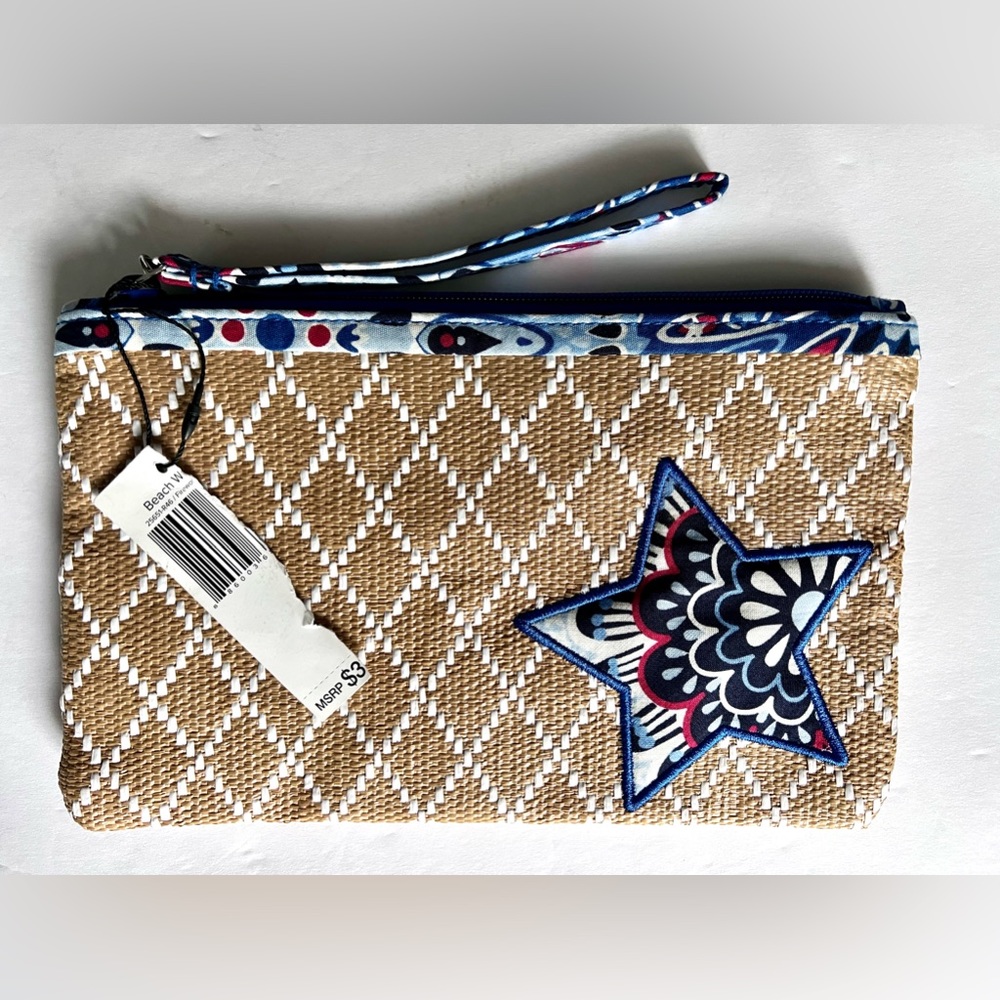 Vera Bradley NEW Fireworks Medallion Beach Straw Red White Blue Star Wristlet - Picture 4 of 8
